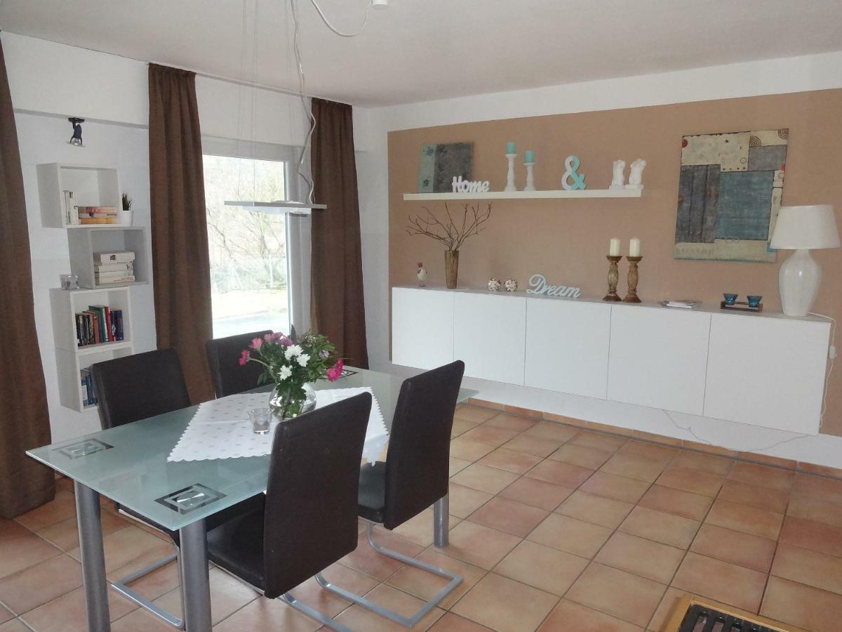 Ferienhaeuser Rhoen - Haus Natalie & Haus Helene Hausen  Eksteriør bilde